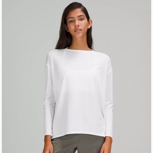 Lululemon back in action long sleeve